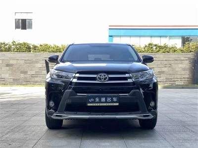 2018. aasta Toyota Highlander 2.0T 2WD Elite Edition 7-kohaline National V